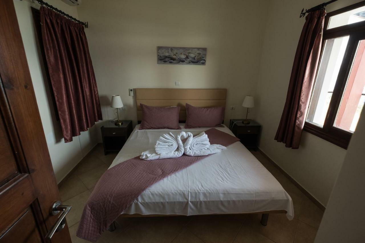 Aparthotel Ionion Fos Nikiana Exteriér fotografie